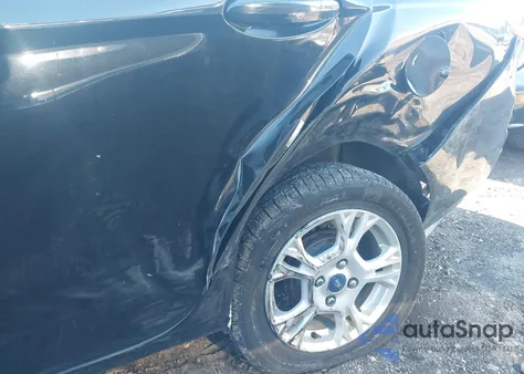 2014 Ford Fiesta Se из США, поврежденный, VIN 3FADP4BJ3EM153251